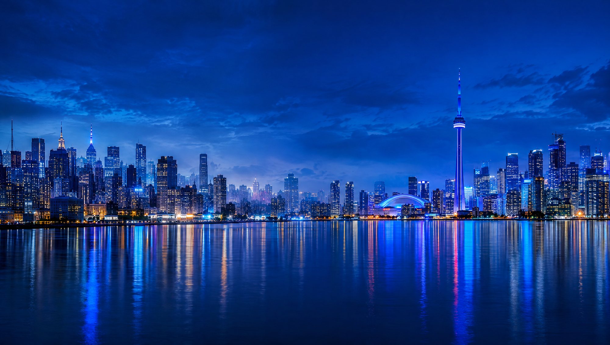 São Paulo e Toronto ao anoitecer